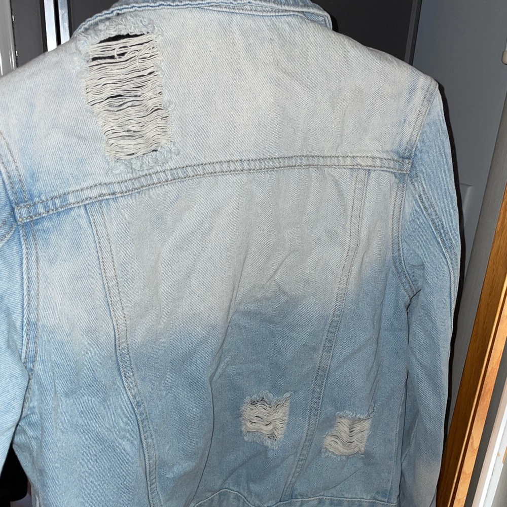 Jean jacket - Picture 2 of 3